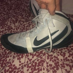 Nike 360’s wrestling shoe